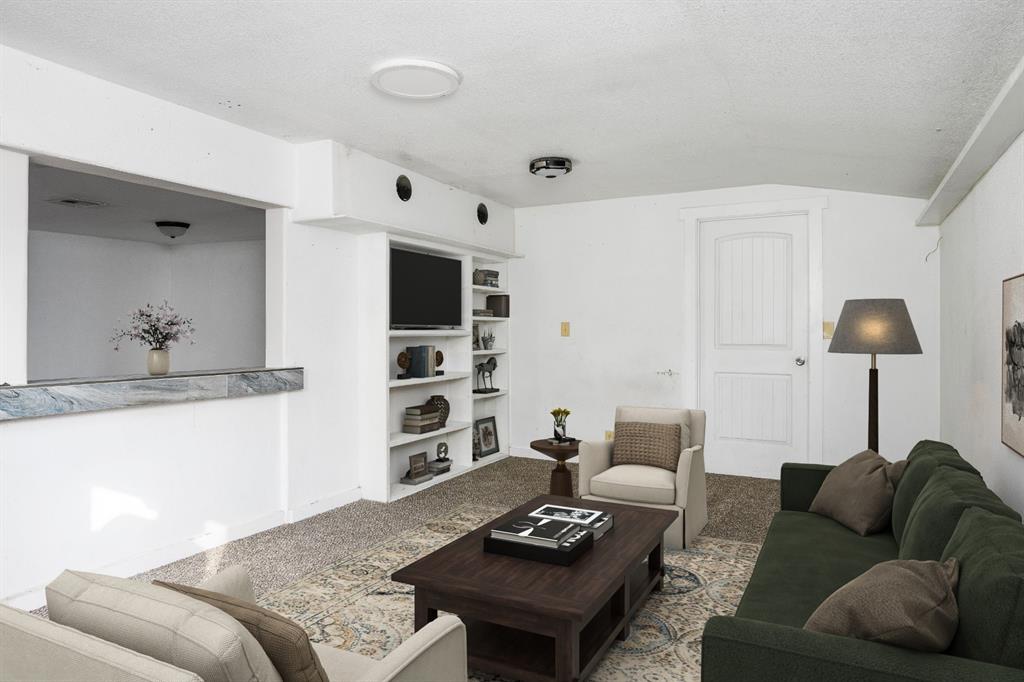 520 S Friendly Road Property Photo 17