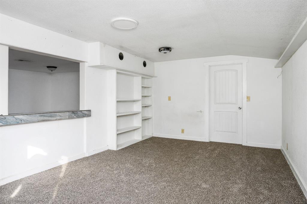 520 S Friendly Road Property Photo 18