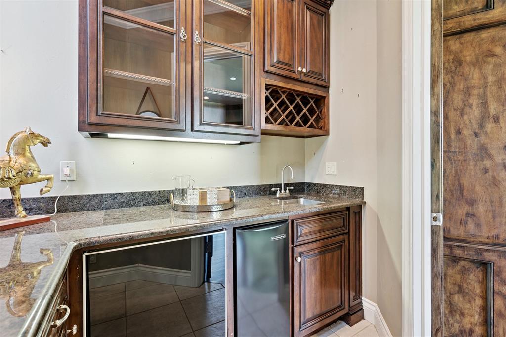 1217 Inverness Circle Property Photo 28