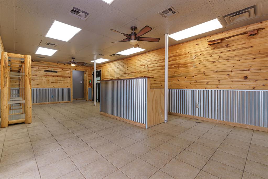 1218 Colorado Avenue Property Photo 5