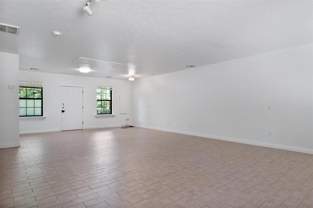 1600 E Covell Road Property Photo 33