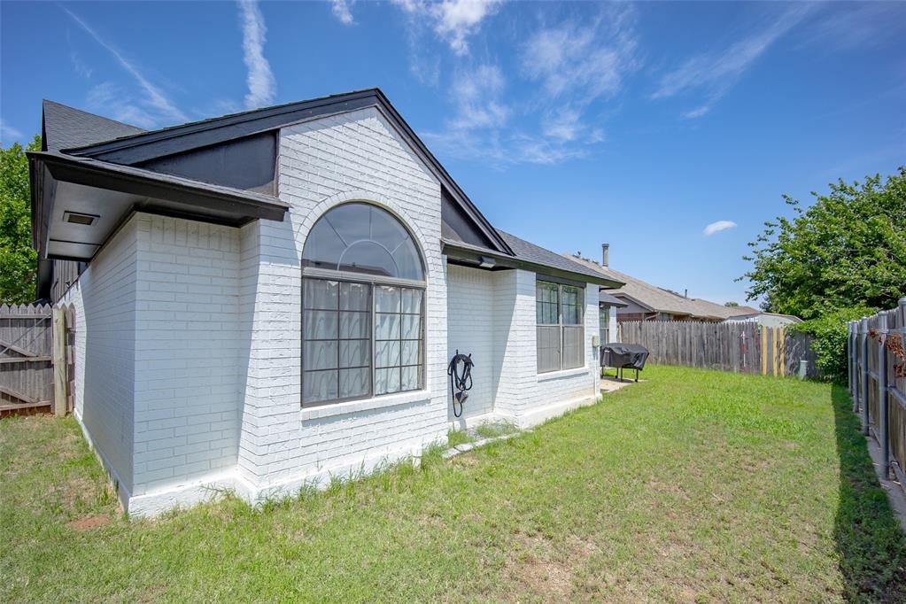 11908 Blueway Avenue Property Photo 29