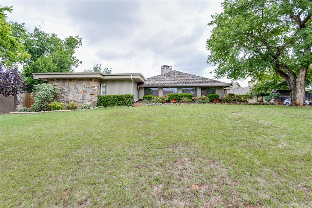 2933 Browne Stone Road Property Photo 2