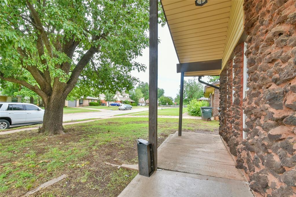 3900 Overland Drive Property Photo 5