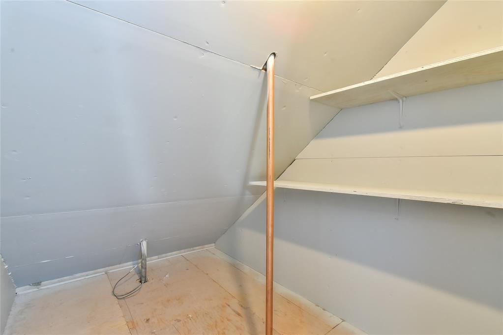 3900 Overland Drive Property Photo 17