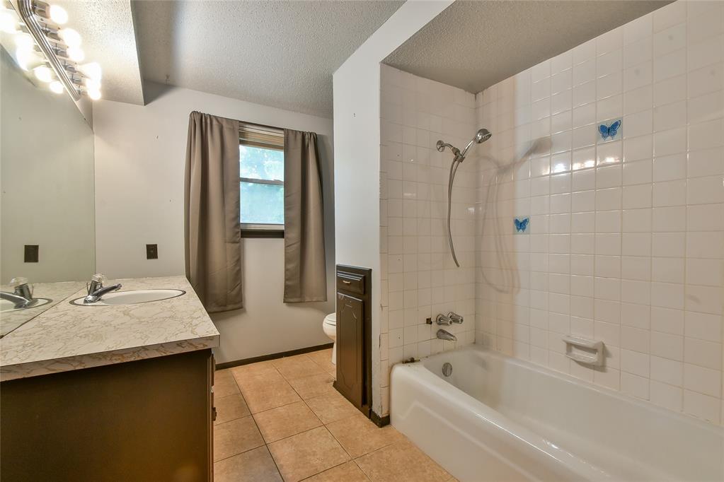 3900 Overland Drive Property Photo 24