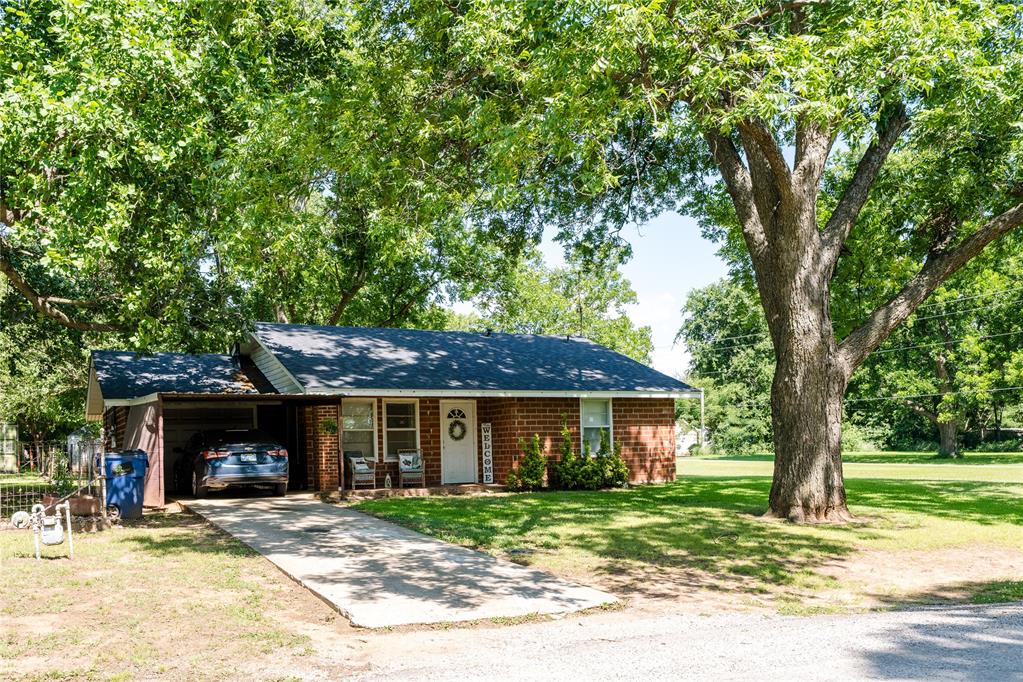 405 S Clayton Avenue Property Photo 1