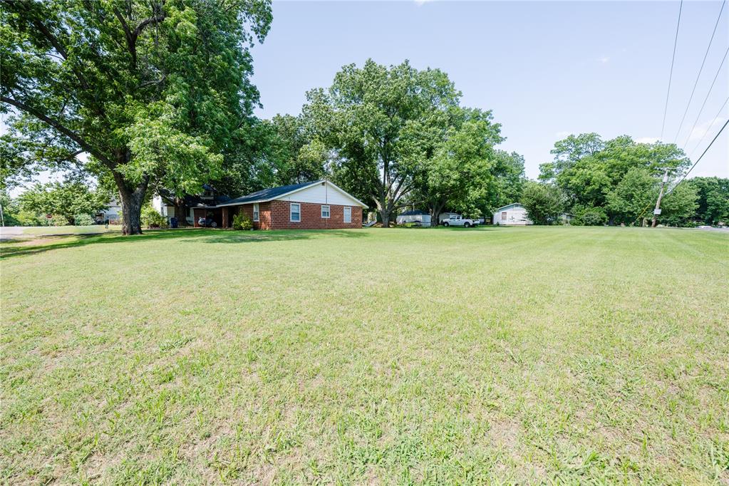 405 S Clayton Avenue Property Photo 3