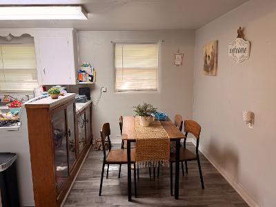 405 S Clayton Avenue Property Photo 7