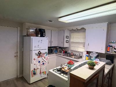 405 S Clayton Avenue Property Photo 8