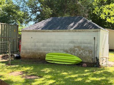 405 S Clayton Avenue Property Photo 13