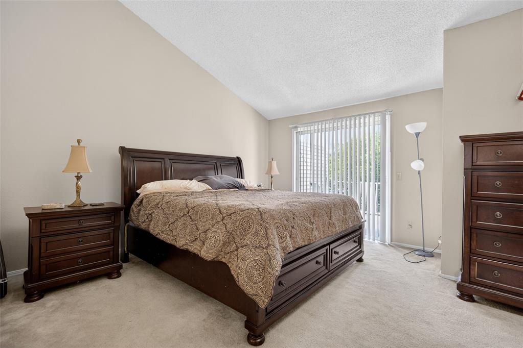 9805 Hefner Village Drive Property Photo 4