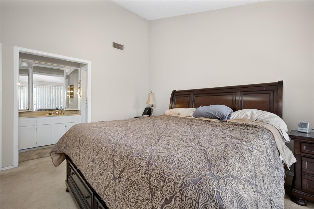 9805 Hefner Village Drive Property Photo 12