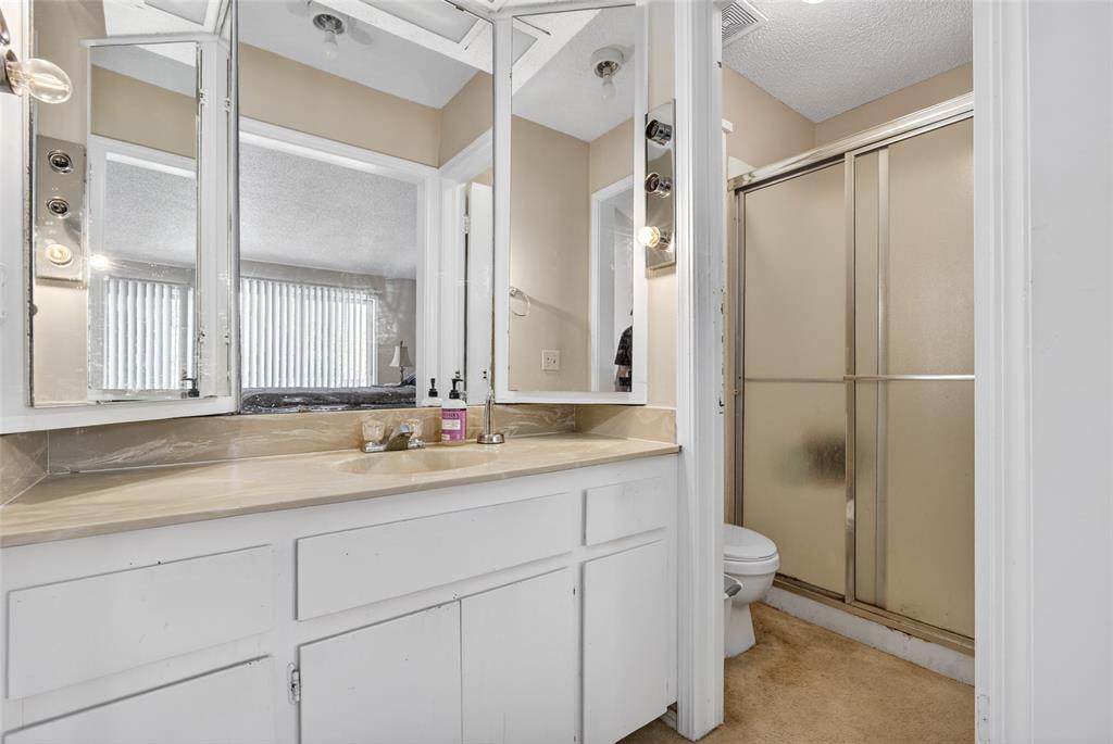 9805 Hefner Village Drive Property Photo 13