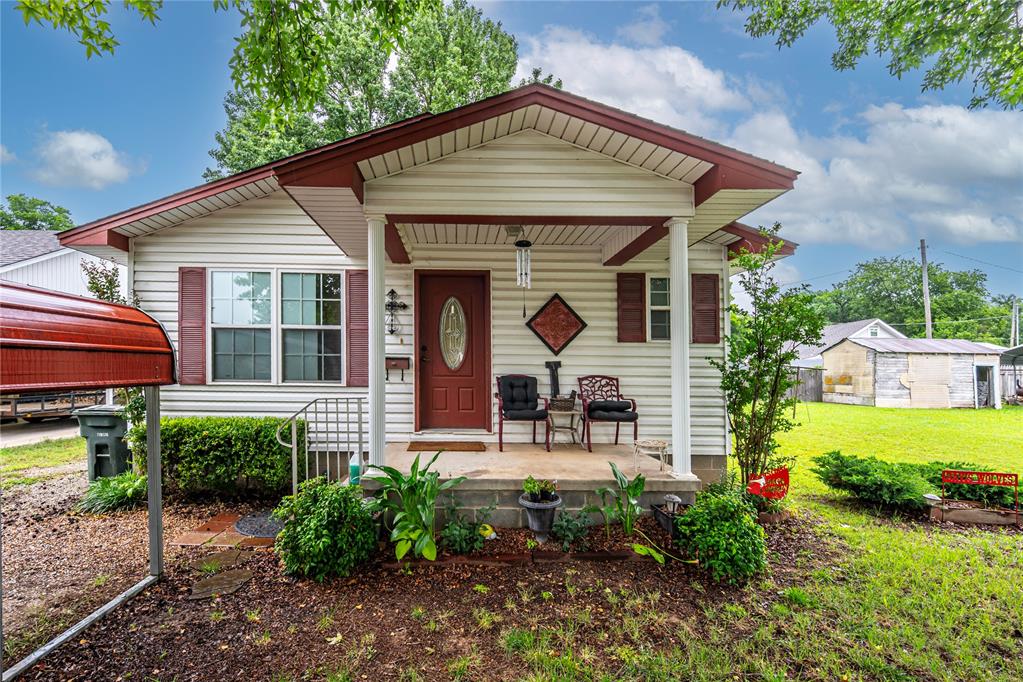 206 S 6th Street Property Photo 1