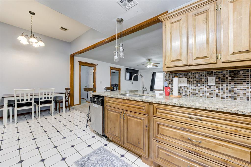 15612 Sandstone Terrace Property Photo 14