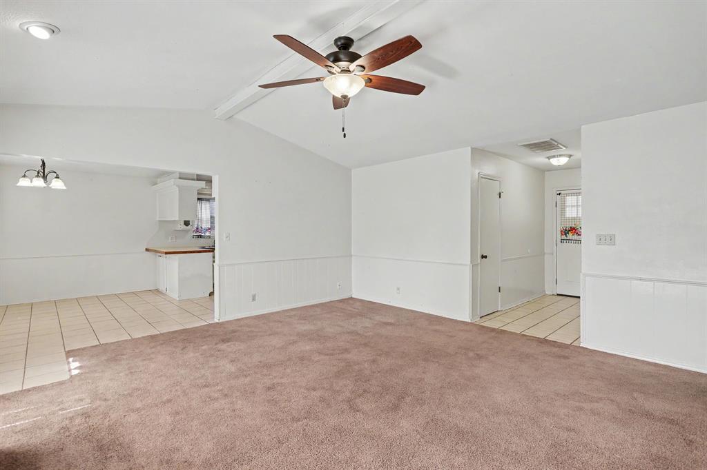 2721 Forest Oaks Circle Property Photo 4