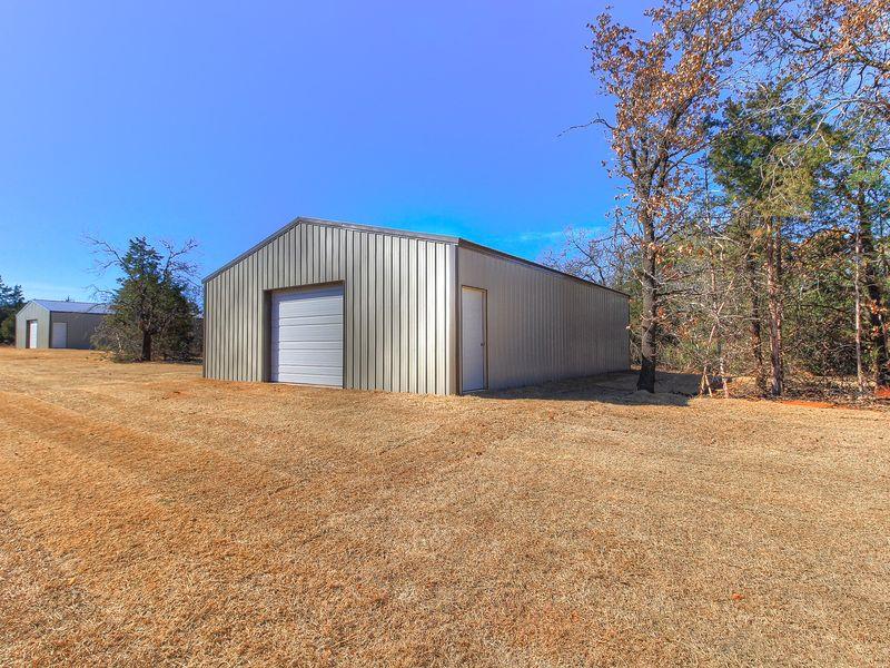 660 Simpson Lane Property Photo 8