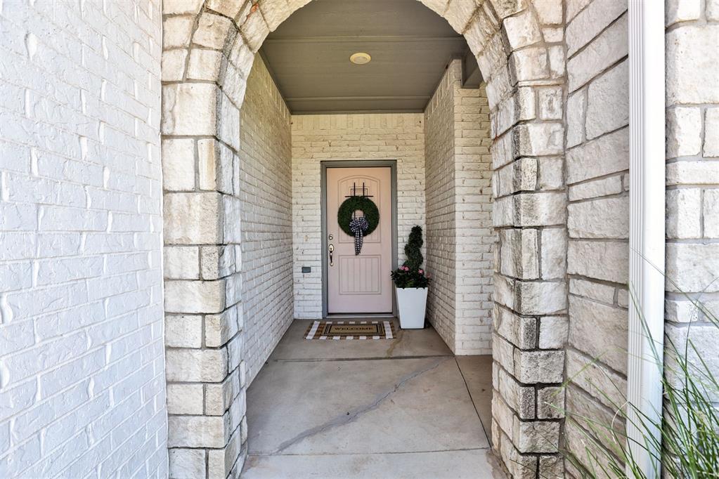 19104 Windy Way Road Property Photo 5