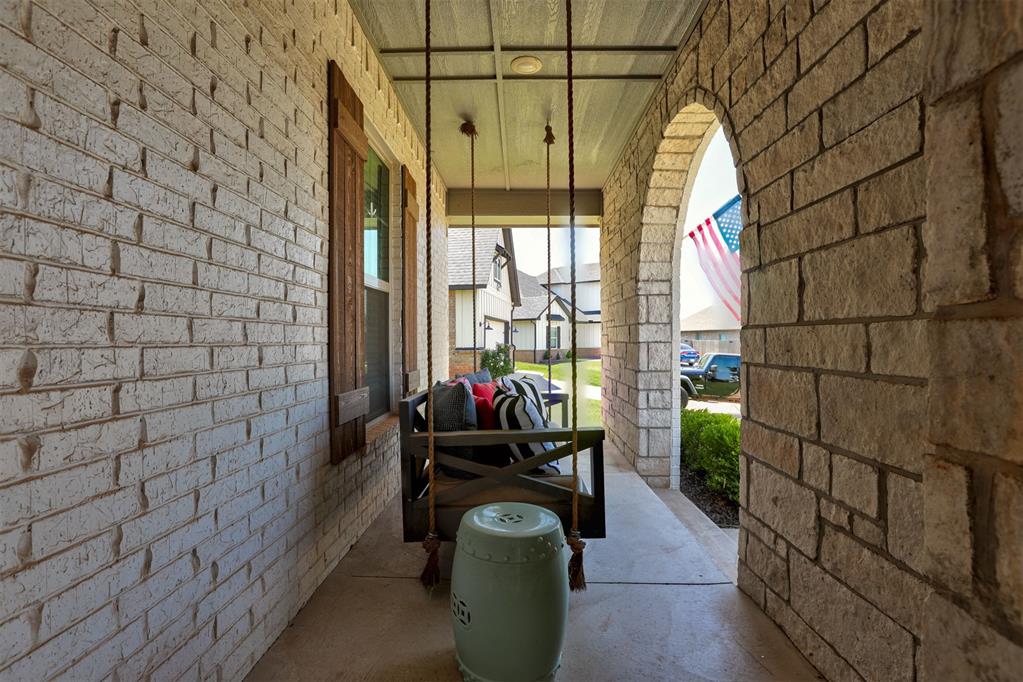 19104 Windy Way Road Property Photo 6