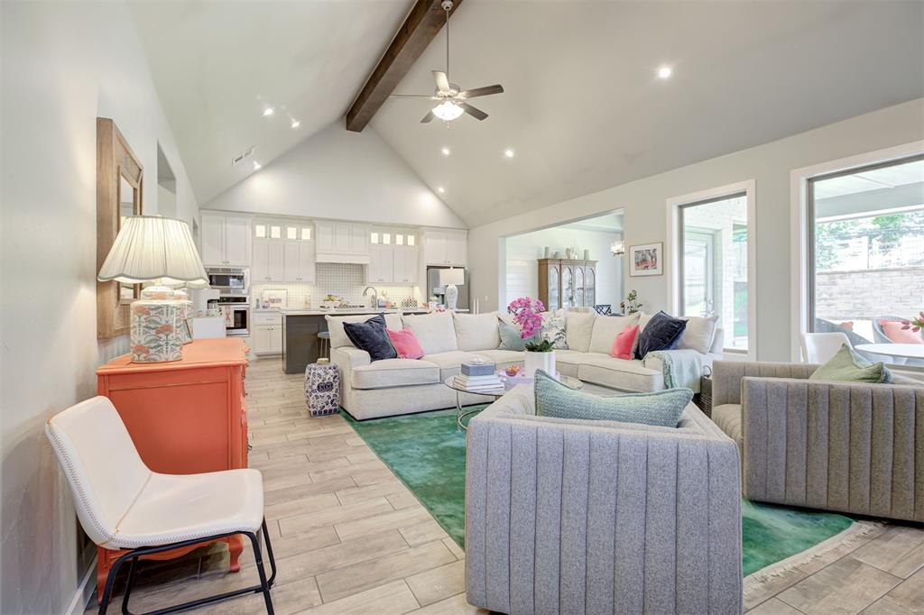 19104 Windy Way Road Property Photo 14