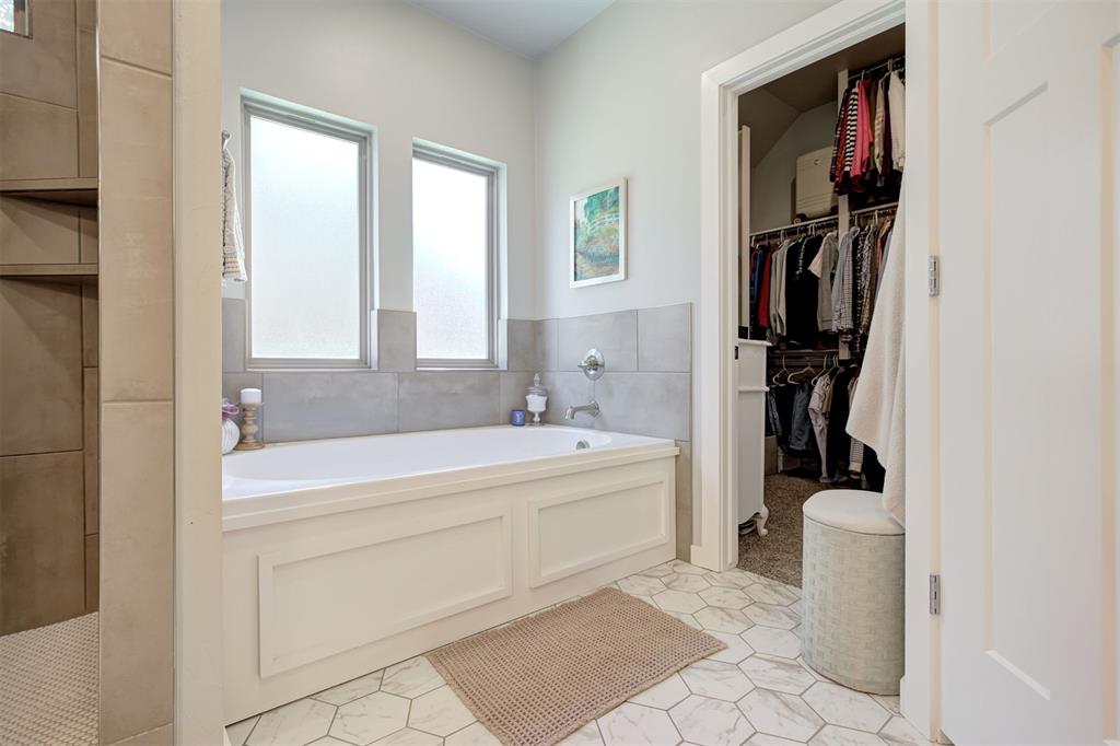 19104 Windy Way Road Property Photo 28