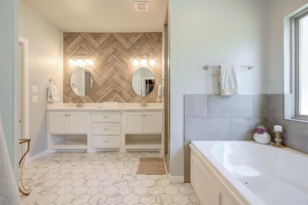 19104 Windy Way Road Property Photo 31
