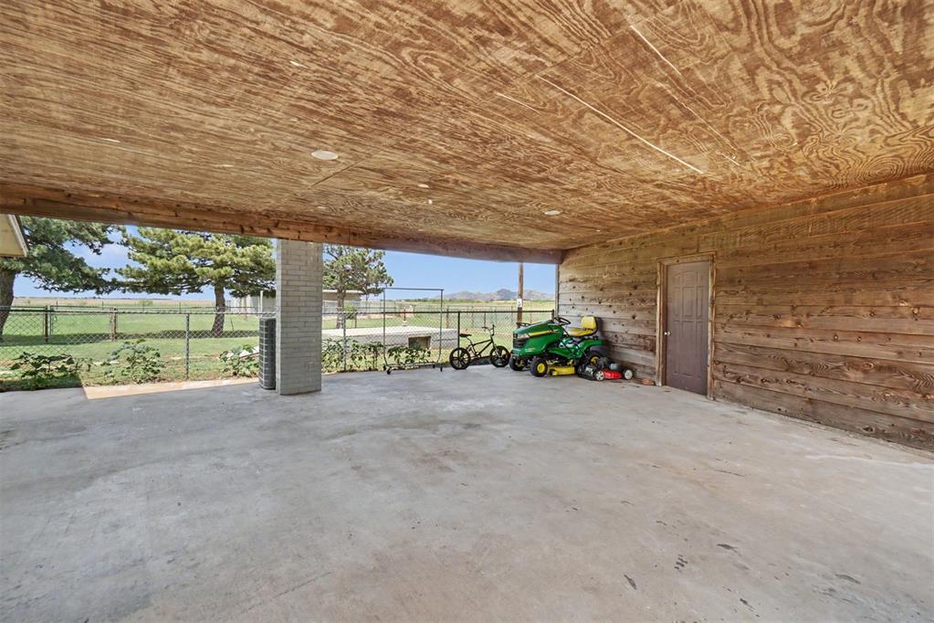21145 Us Highway 62 Property Photo 40