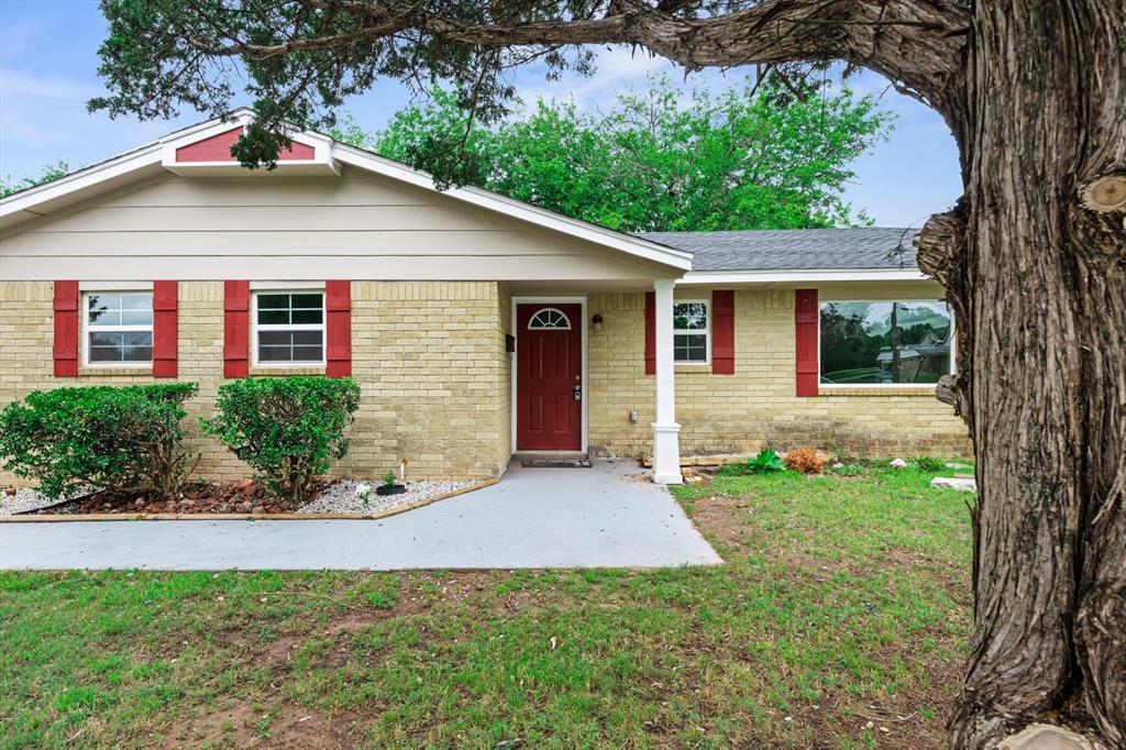 1223 E Vilas Avenue Property Photo 6
