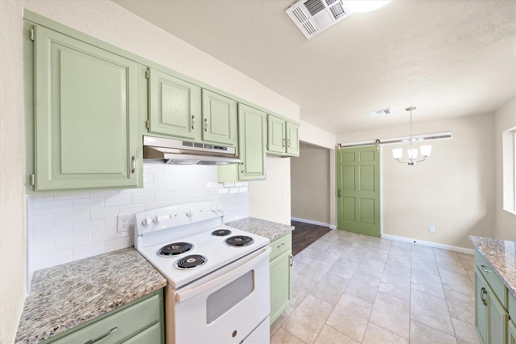 1223 E Vilas Avenue Property Photo 20