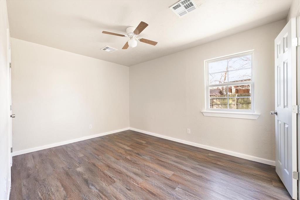 1223 E Vilas Avenue Property Photo 25