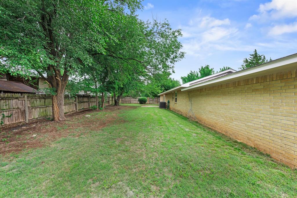 1223 E Vilas Avenue Property Photo 39