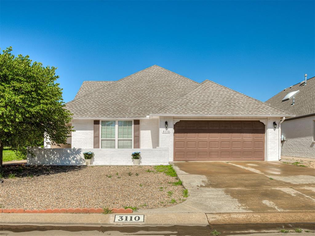 3110 Dans Court Property Photo 2