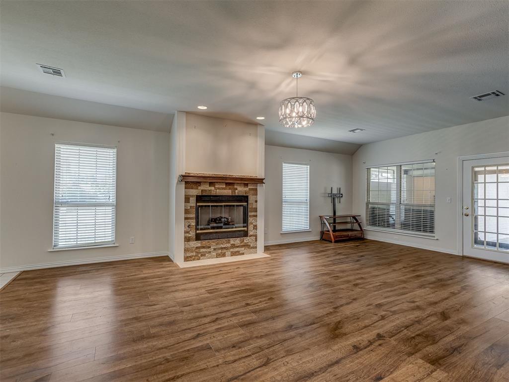 3110 Dans Court Property Photo 6
