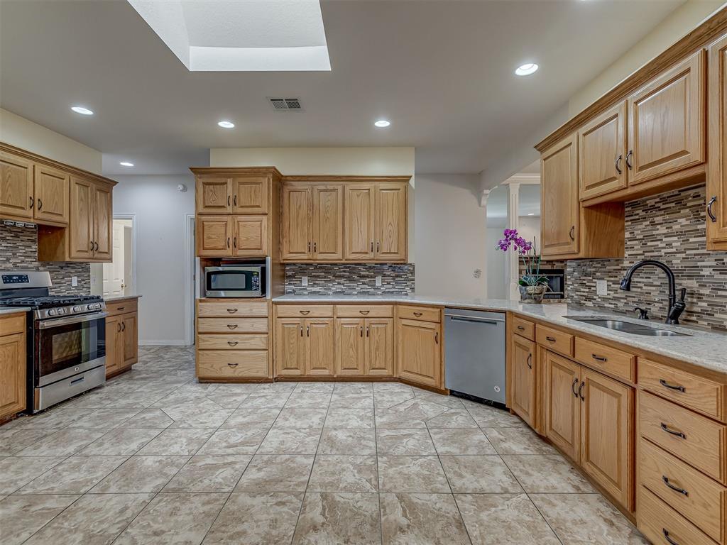 3110 Dans Court Property Photo 13