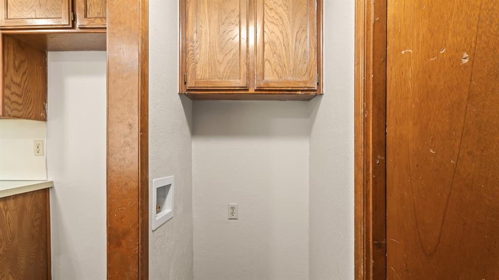 8607 S Drexel Place Property Photo 20