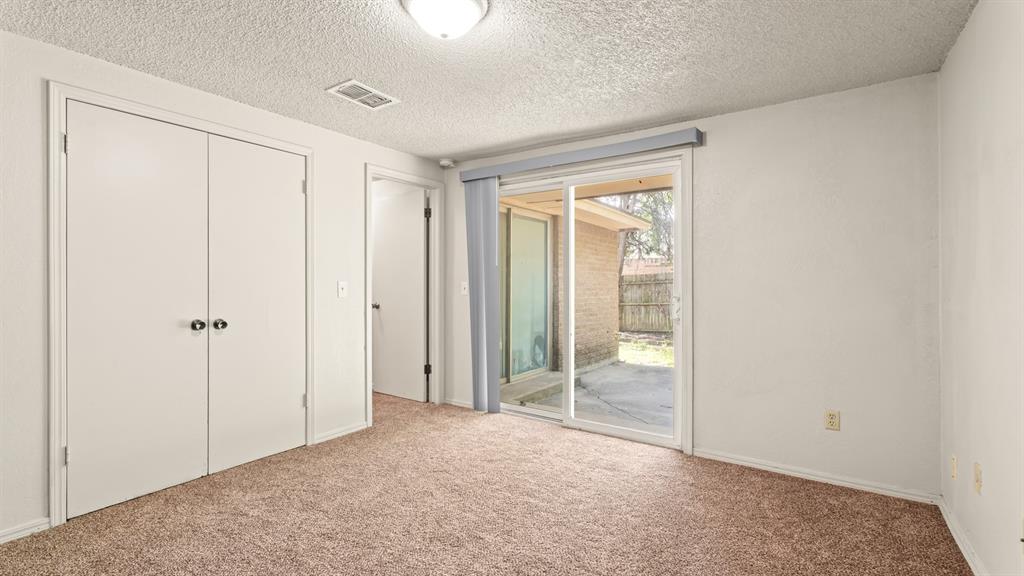8607 S Drexel Place Property Photo 30