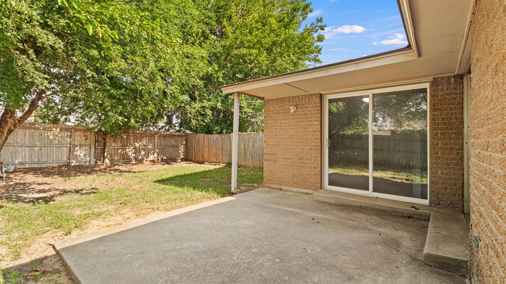 8607 S Drexel Place Property Photo 32