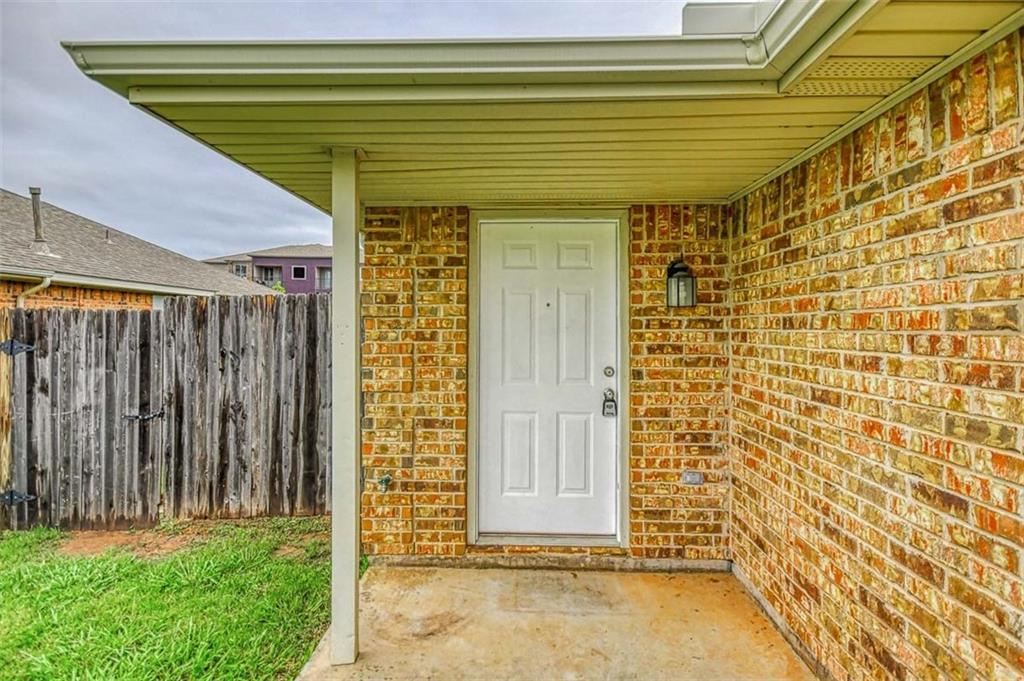 4801 Se 77th Street Property Photo 4