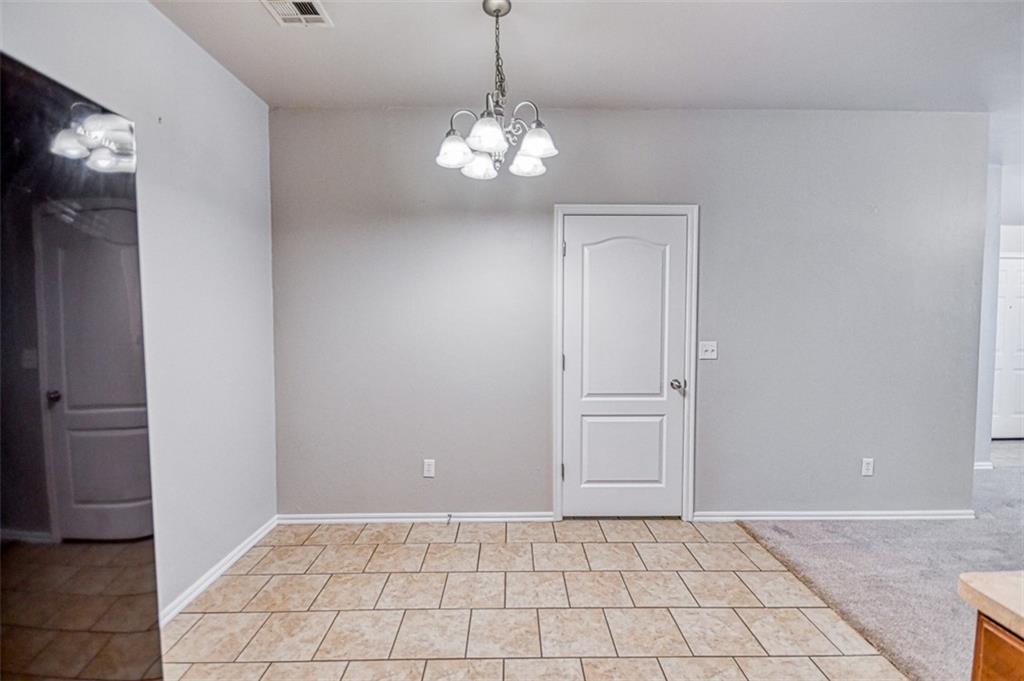 4801 Se 77th Street Property Photo 11