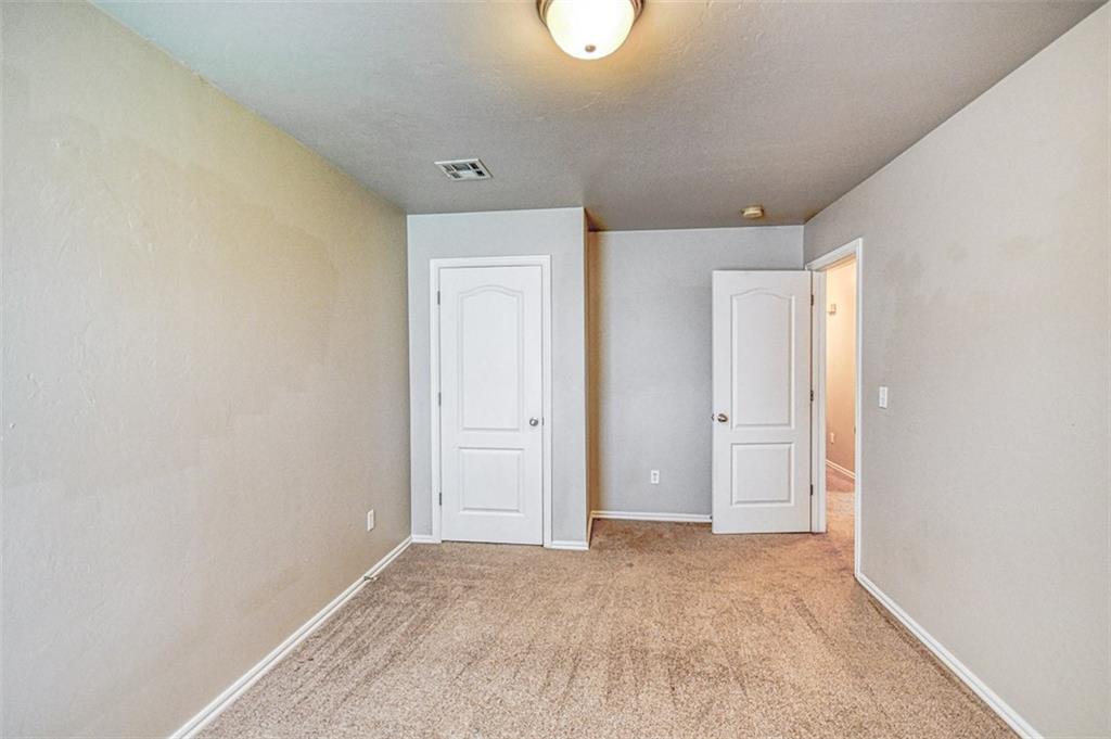 4801 Se 77th Street Property Photo 23