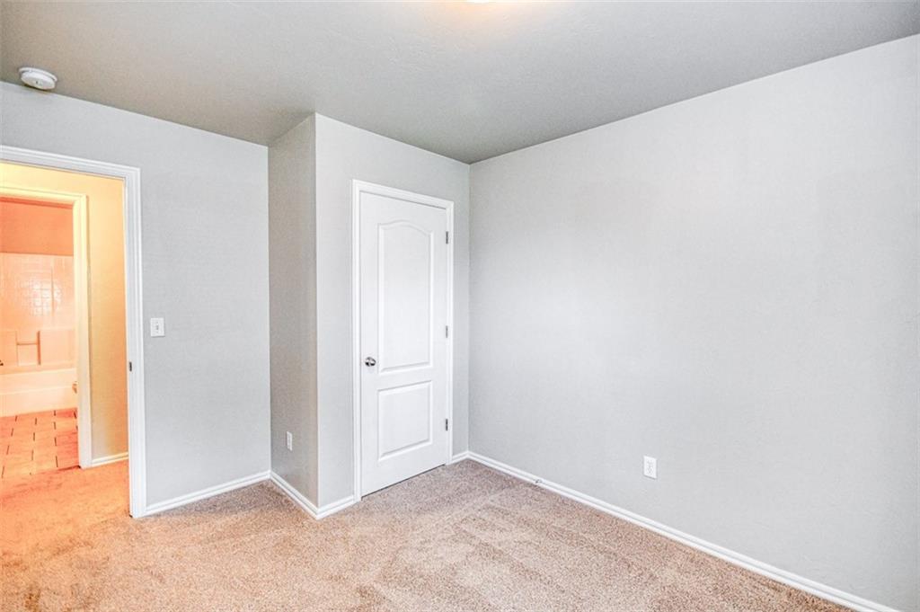 4801 Se 77th Street Property Photo 26