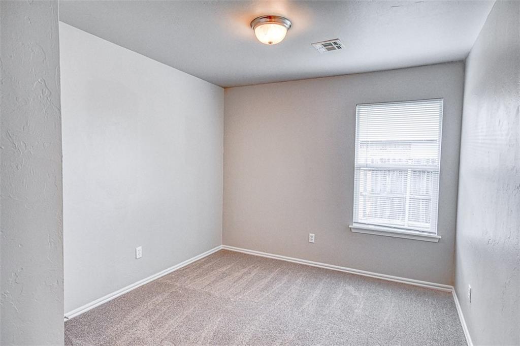 4801 Se 77th Street Property Photo 27