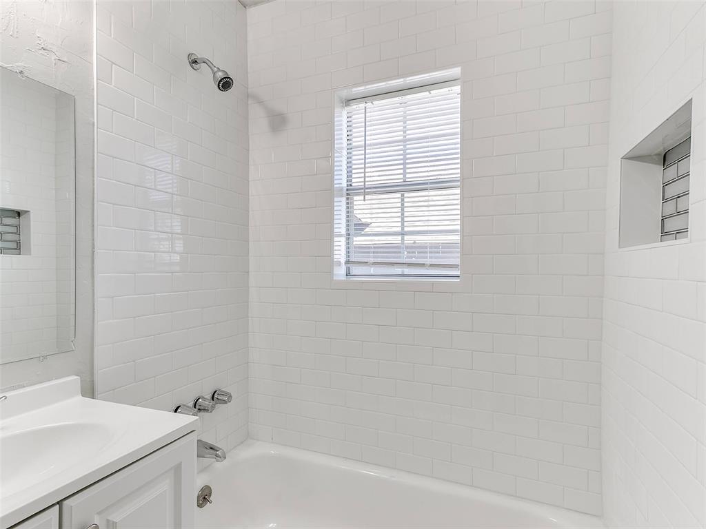 1820 Nw 11th Street Property Photo 11