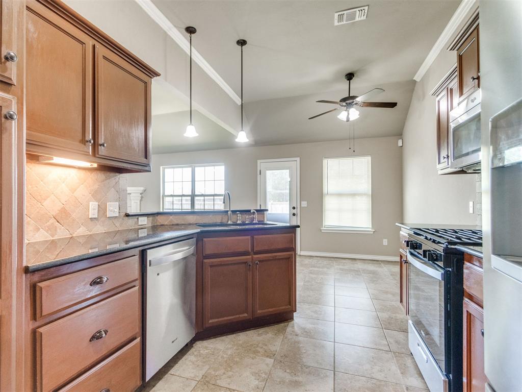 1415 Spoonwood Drive Property Photo 4