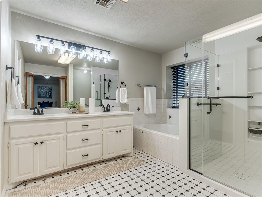 4932 Baker Street Property Photo 17