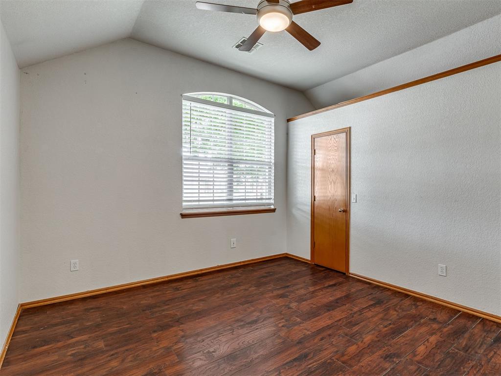 4932 Baker Street Property Photo 22