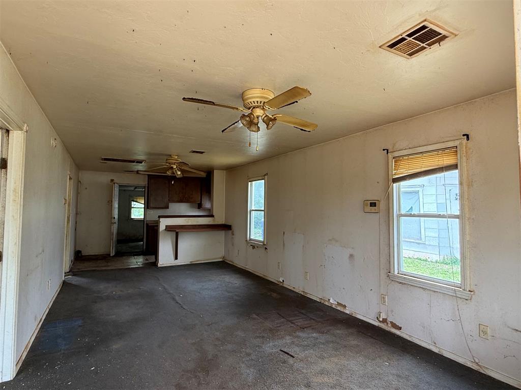 1805 N Kelham Avenue Property Photo 14