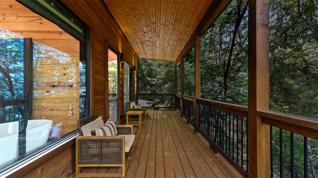 136 Gnarly Maple Trail Property Photo 35