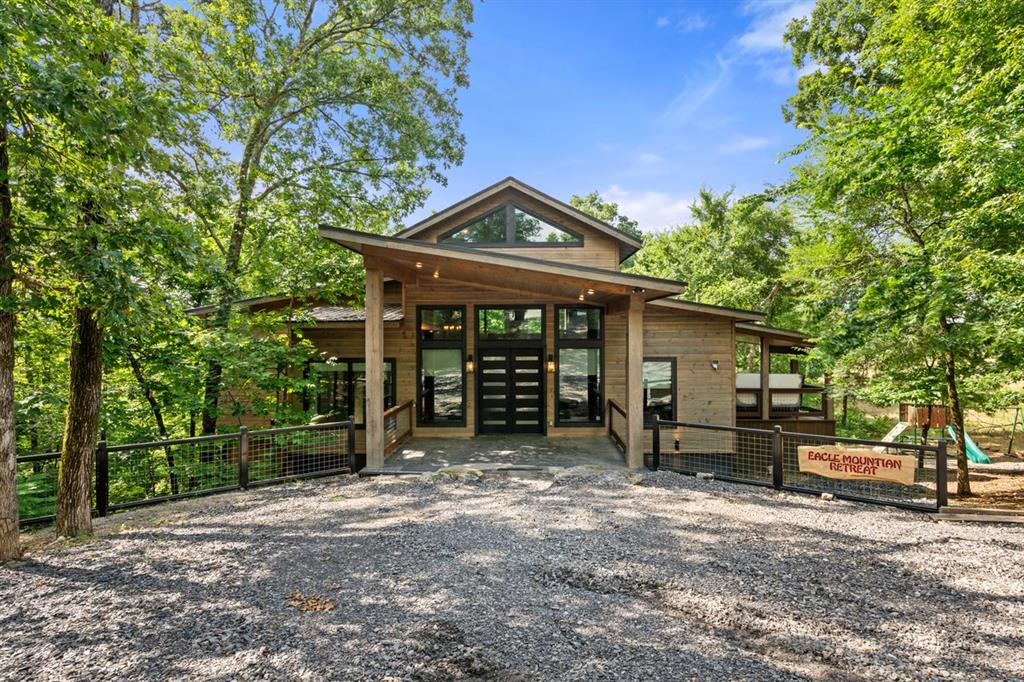 816 S Eagle Mountain Trail Property Photo 3